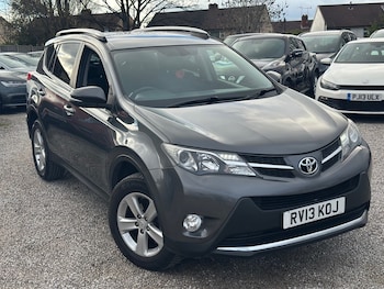 2013 (13) - 2.0 D-4D Icon 5dr 2WD