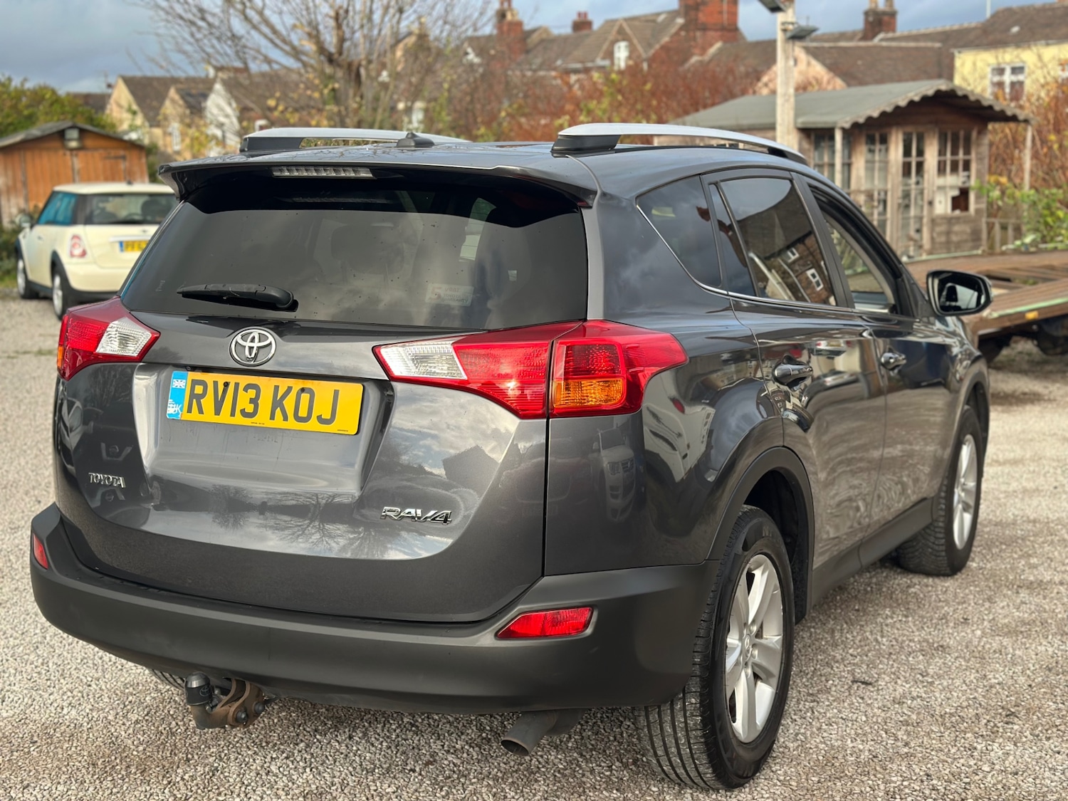 Used Toyota RAV4 2013 for sale - 76615960: Photo 3