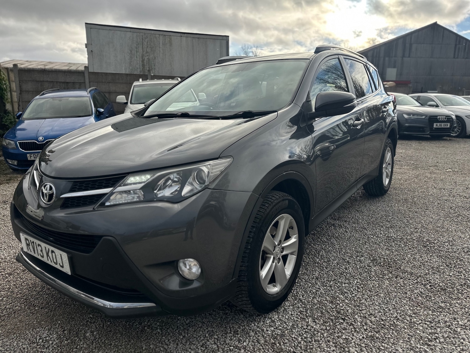 Used Toyota RAV4 2013 for sale - 76615960: Photo 7