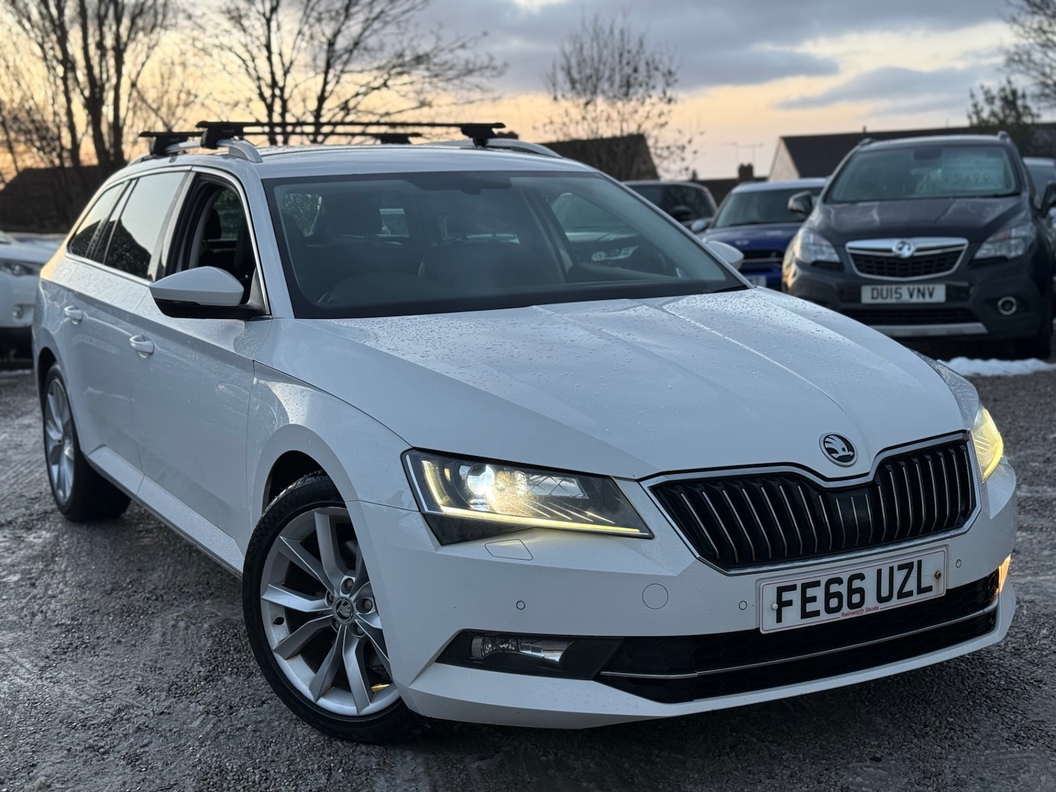 Used Skoda Superb 2016 for sale - 77128622: Photo 2