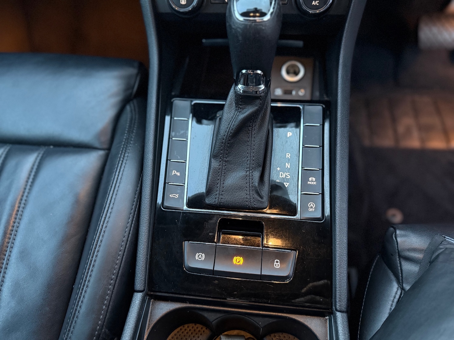 Used Skoda Superb 2016 for sale - 77128622: Photo 20