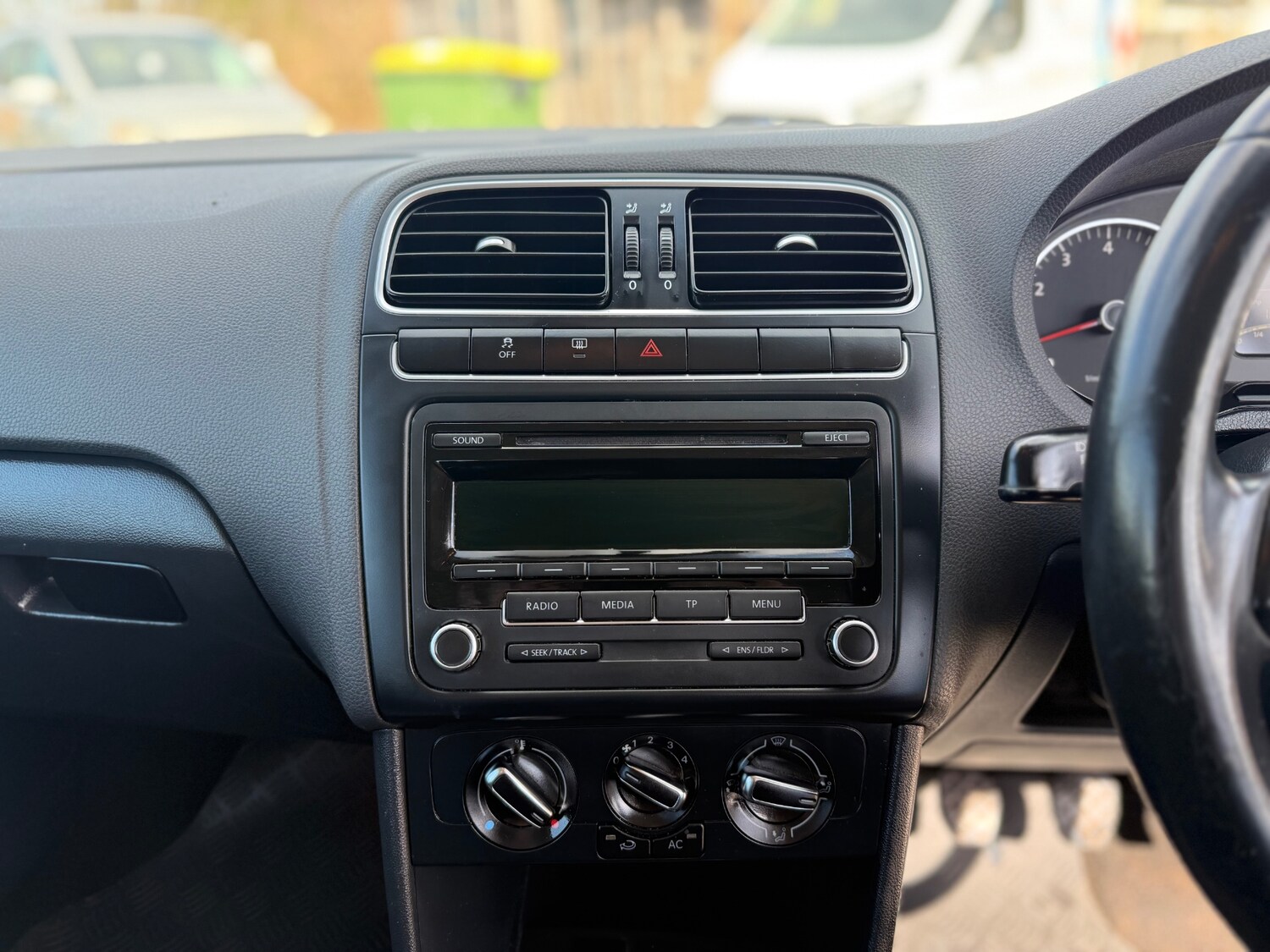 Used Volkswagen Polo 2012 for sale - 78152683: Photo 47