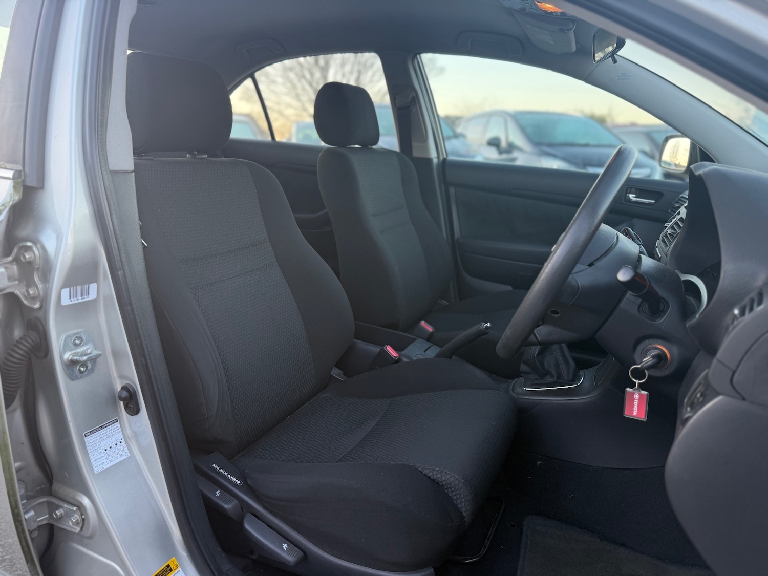 Used Toyota Avensis 2003 for sale - 77067455: Photo 15