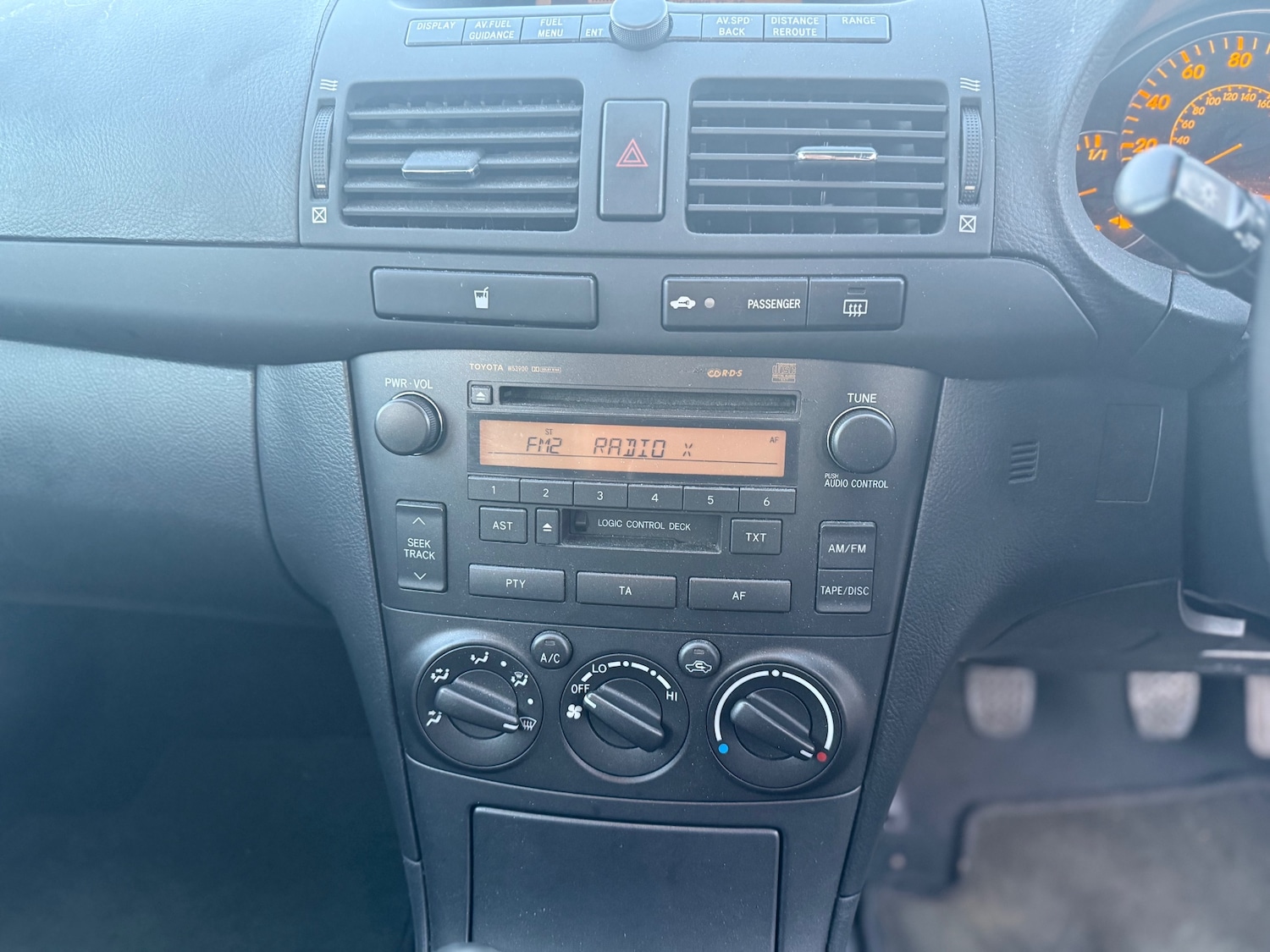 Used Toyota Avensis 2003 for sale - 77067455: Photo 19