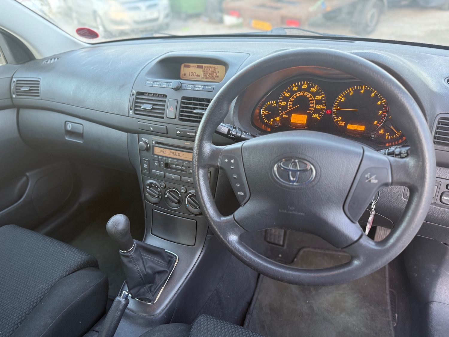 Used Toyota Avensis 2003 for sale - 77067455: Photo 20