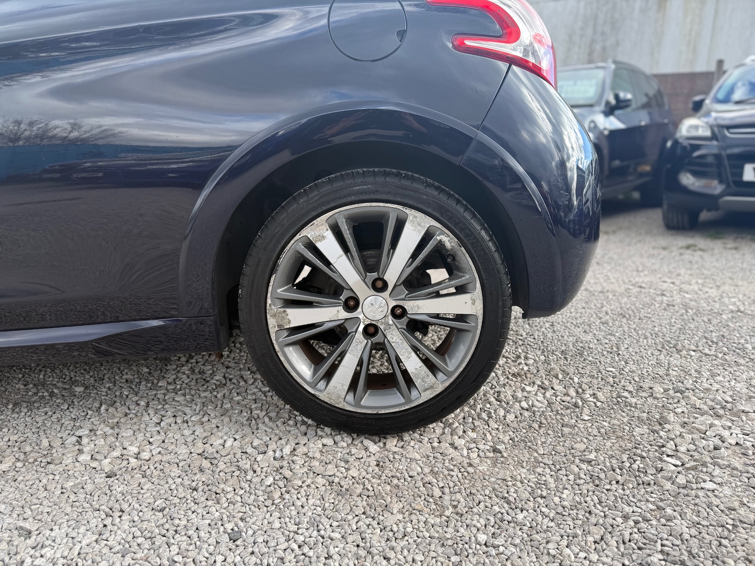 Used Peugeot 208 2014 for sale - 78014666: Photo 32