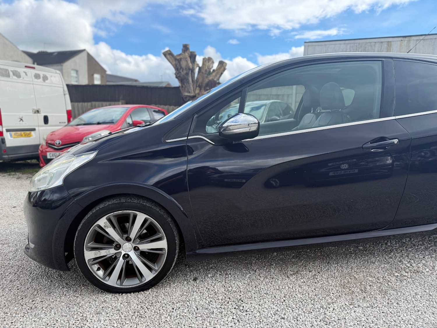 Used Peugeot 208 2014 for sale - 78014666: Photo 33