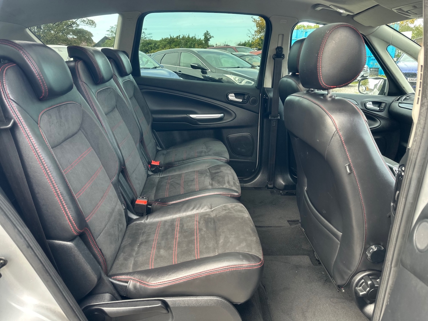 Used Ford S-Max 2010 for sale - 76404989: Photo 42