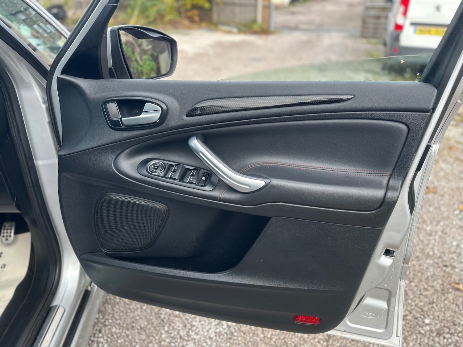 Used Ford S-Max 2010 for sale - 76404989: Photo 44