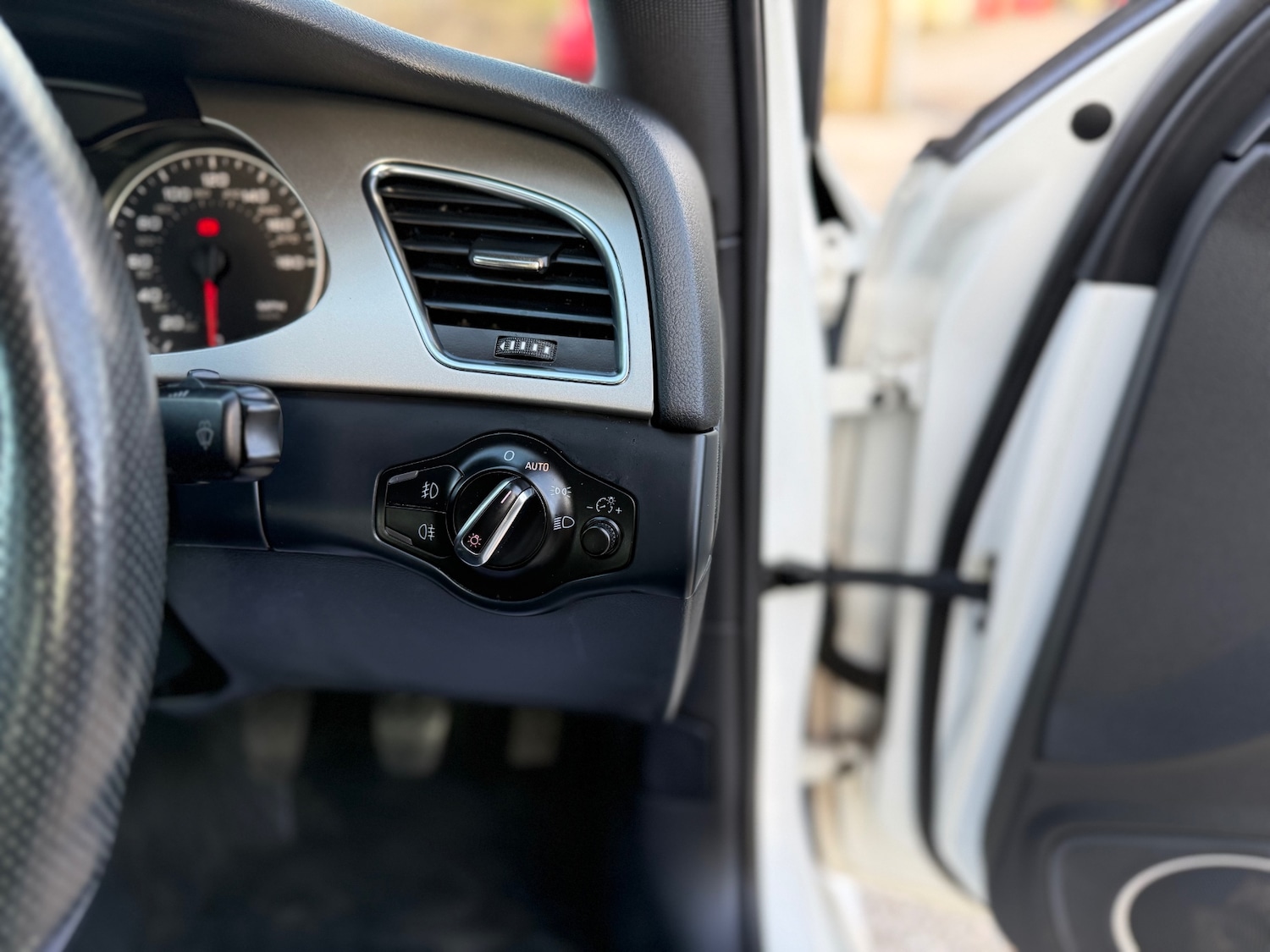 Used Audi A4 2011 for sale - 77669428: Photo 59