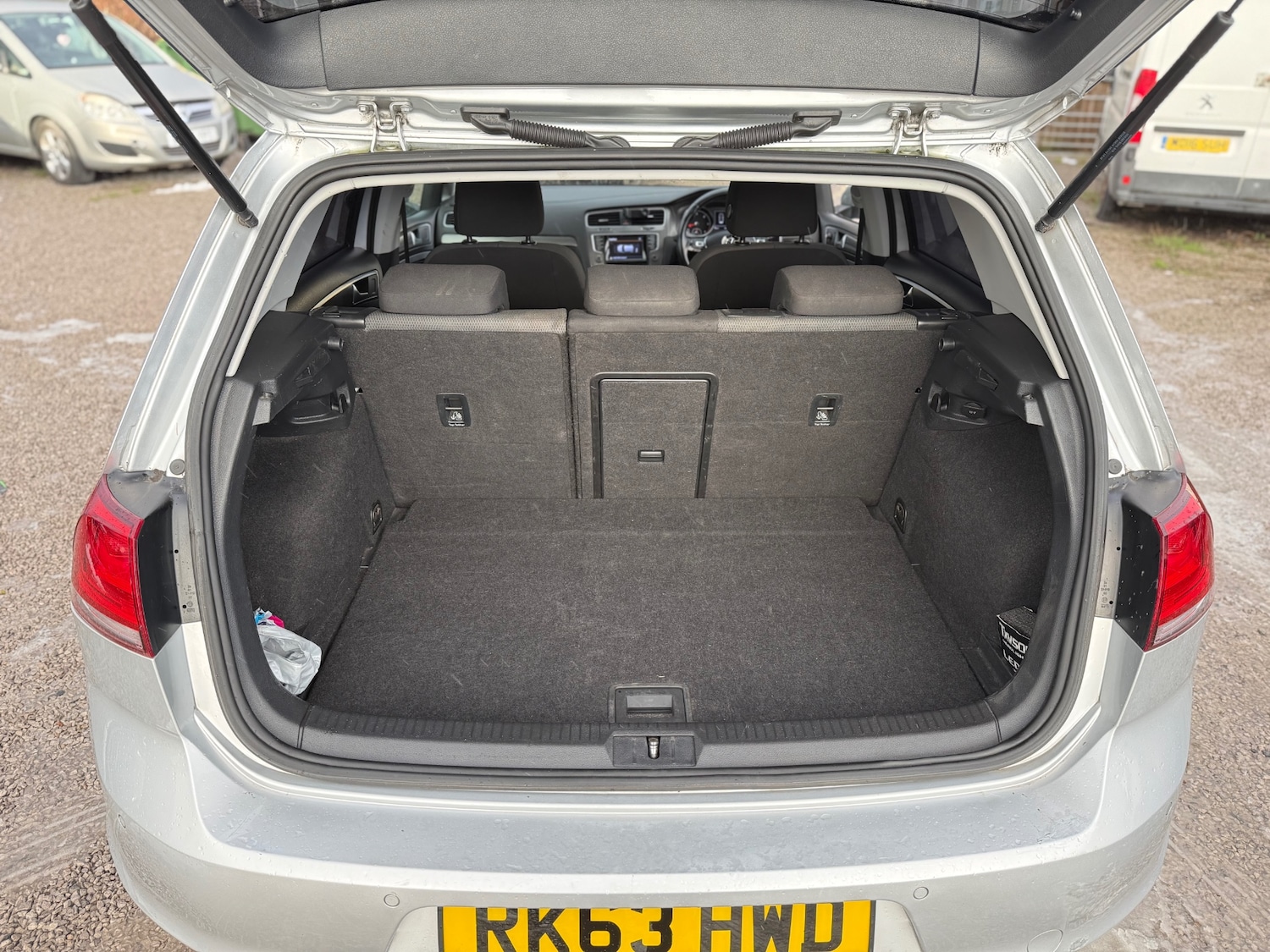 Used Volkswagen Golf 2013 for sale - 77128602: Photo 31