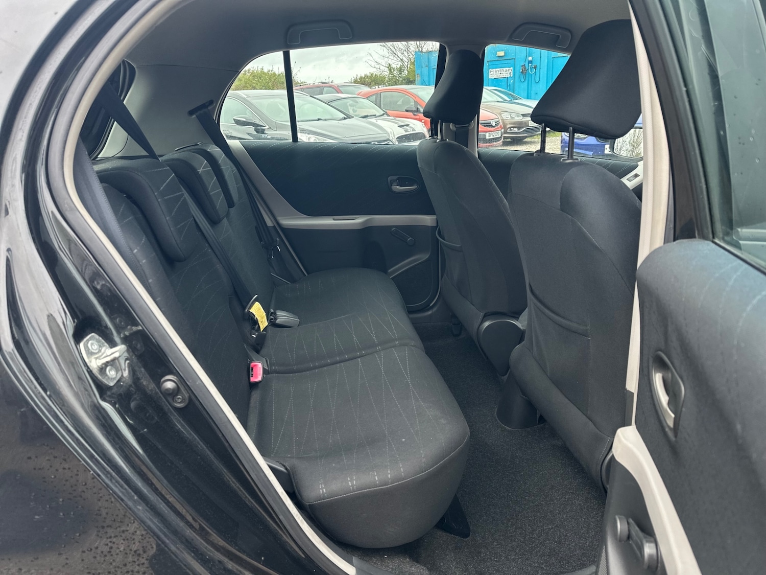 Used Toyota Yaris 2007 for sale - 76723730: Photo 13