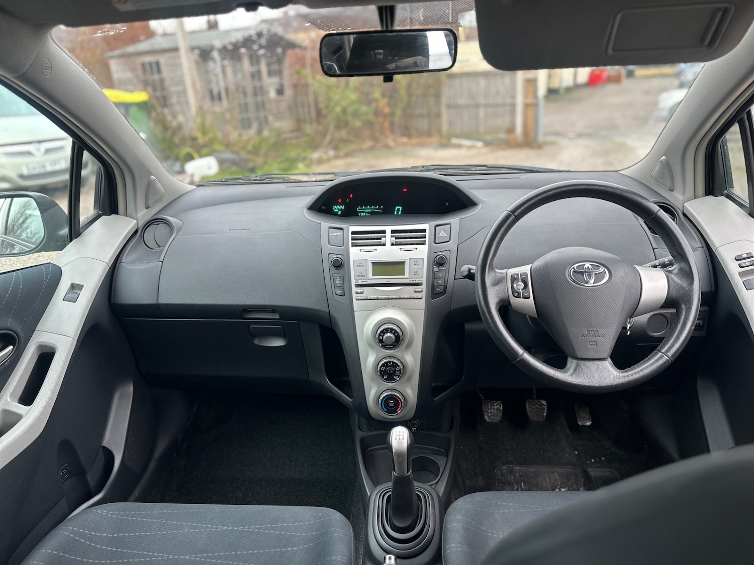 Used Toyota Yaris 2007 for sale - 76723730: Photo 14