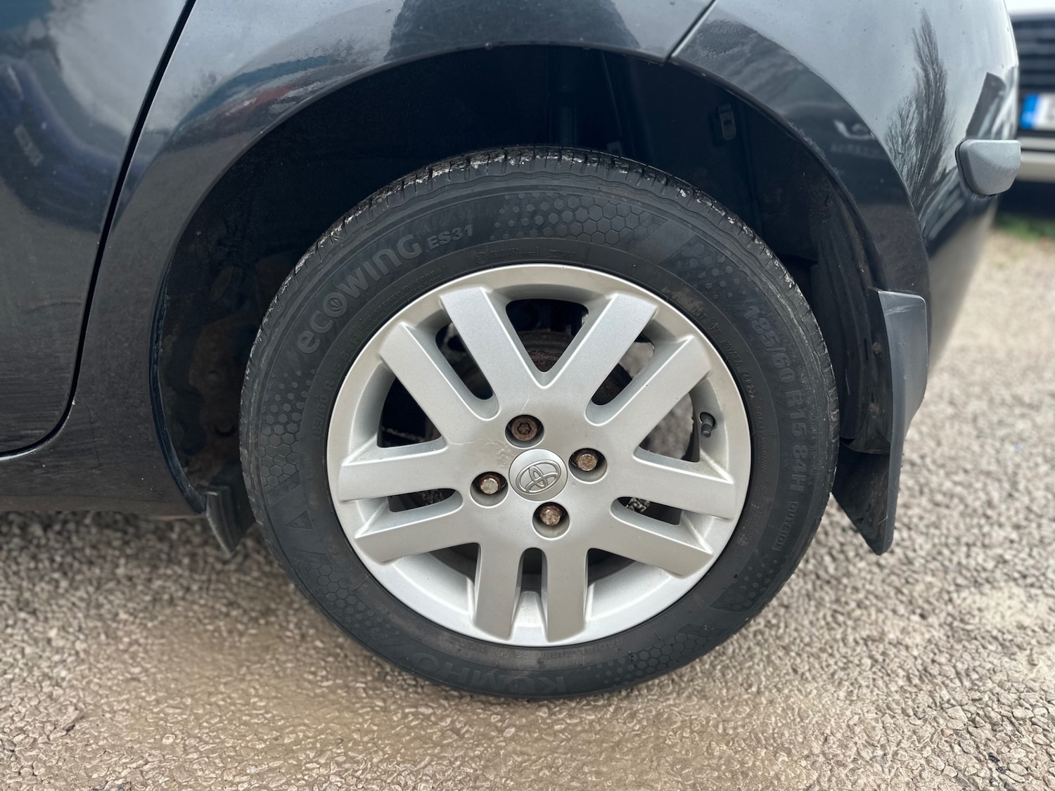 Used Toyota Yaris 2007 for sale - 76723730: Photo 26