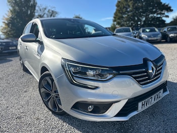 Used Renault Megane 2017 for sale - 76194244: Photo 3