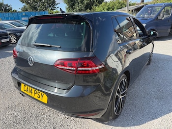Used Volkswagen Golf 2014 for sale - 79357786: Photo