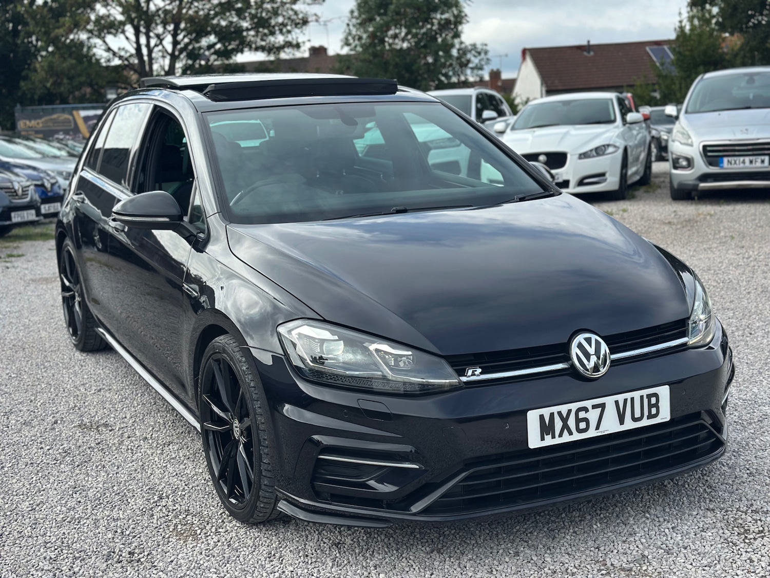 Used Volkswagen Golf 2017 for sale - 76017030: Photo 14