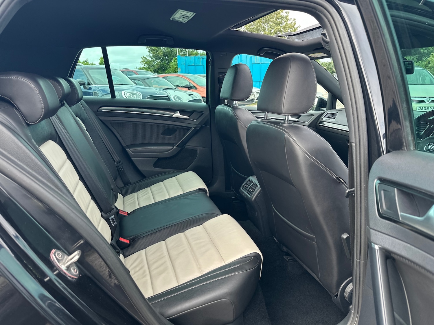 Used Volkswagen Golf 2017 for sale - 76017030: Photo 15