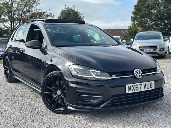 Used Volkswagen Golf 2017 for sale - 76017030: Photo 1