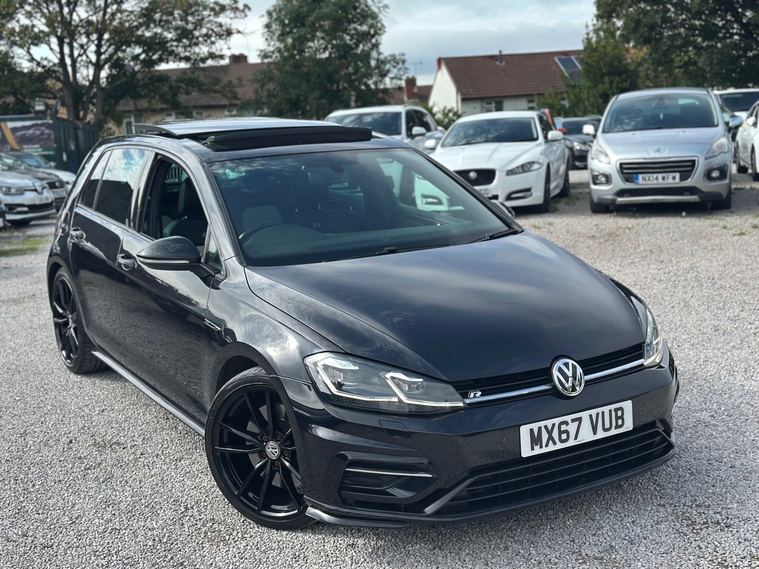 Used Volkswagen Golf 2017 for sale - 76017030: Photo 21