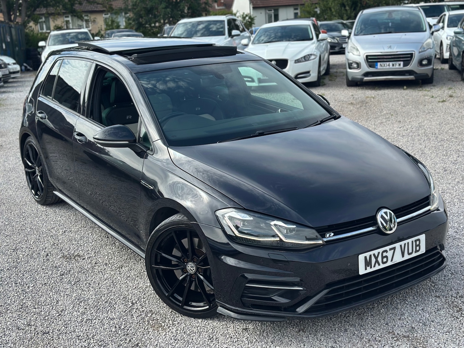 Used Volkswagen Golf 2017 for sale - 76017030: Photo 25