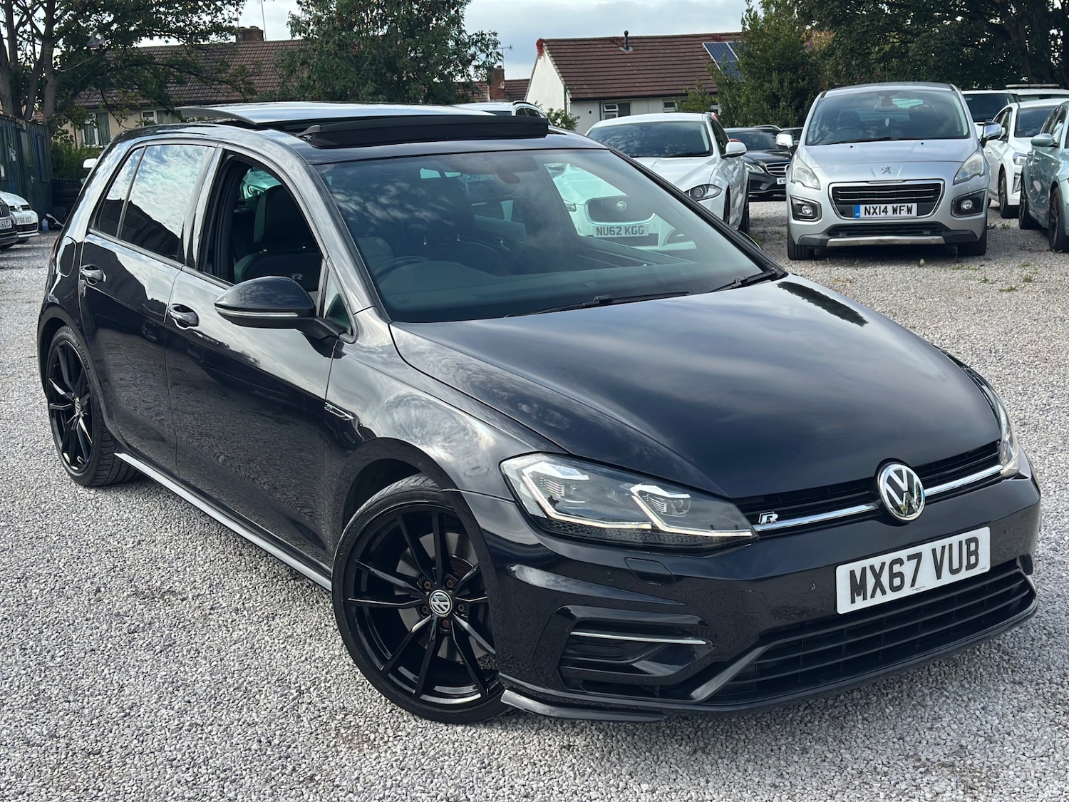 Used Volkswagen Golf 2017 for sale - 76017030: Photo 26