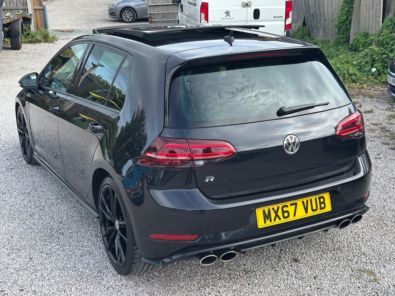 Used Volkswagen Golf 2017 for sale - 76017030: Photo 36