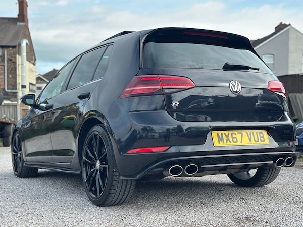 Used Volkswagen Golf 2017 for sale - 76017030: Photo 37