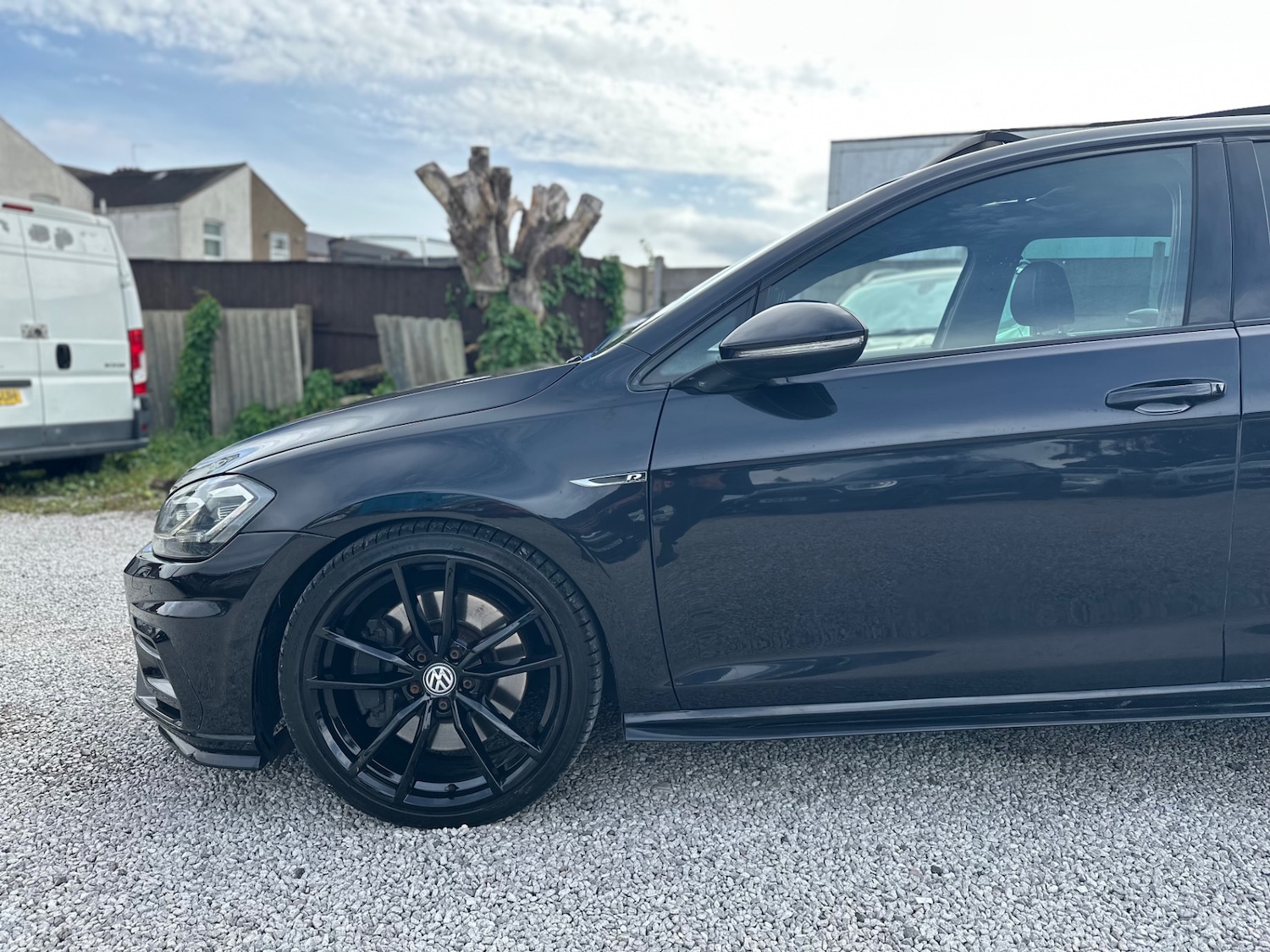 Used Volkswagen Golf 2017 for sale - 76017030: Photo 40