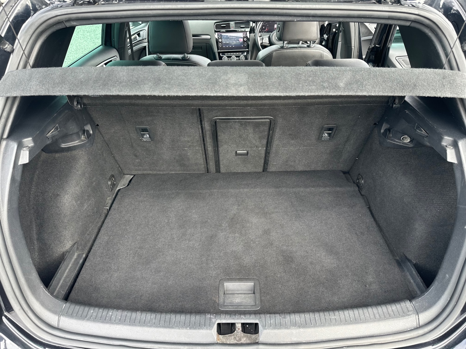 Used Volkswagen Golf 2017 for sale - 76017030: Photo 48