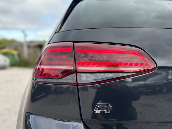 Used Volkswagen Golf 2017 for sale - 76017030: Photo 53