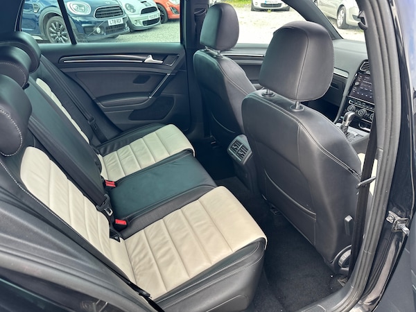 Used Volkswagen Golf 2017 for sale - 76017030: Photo 54