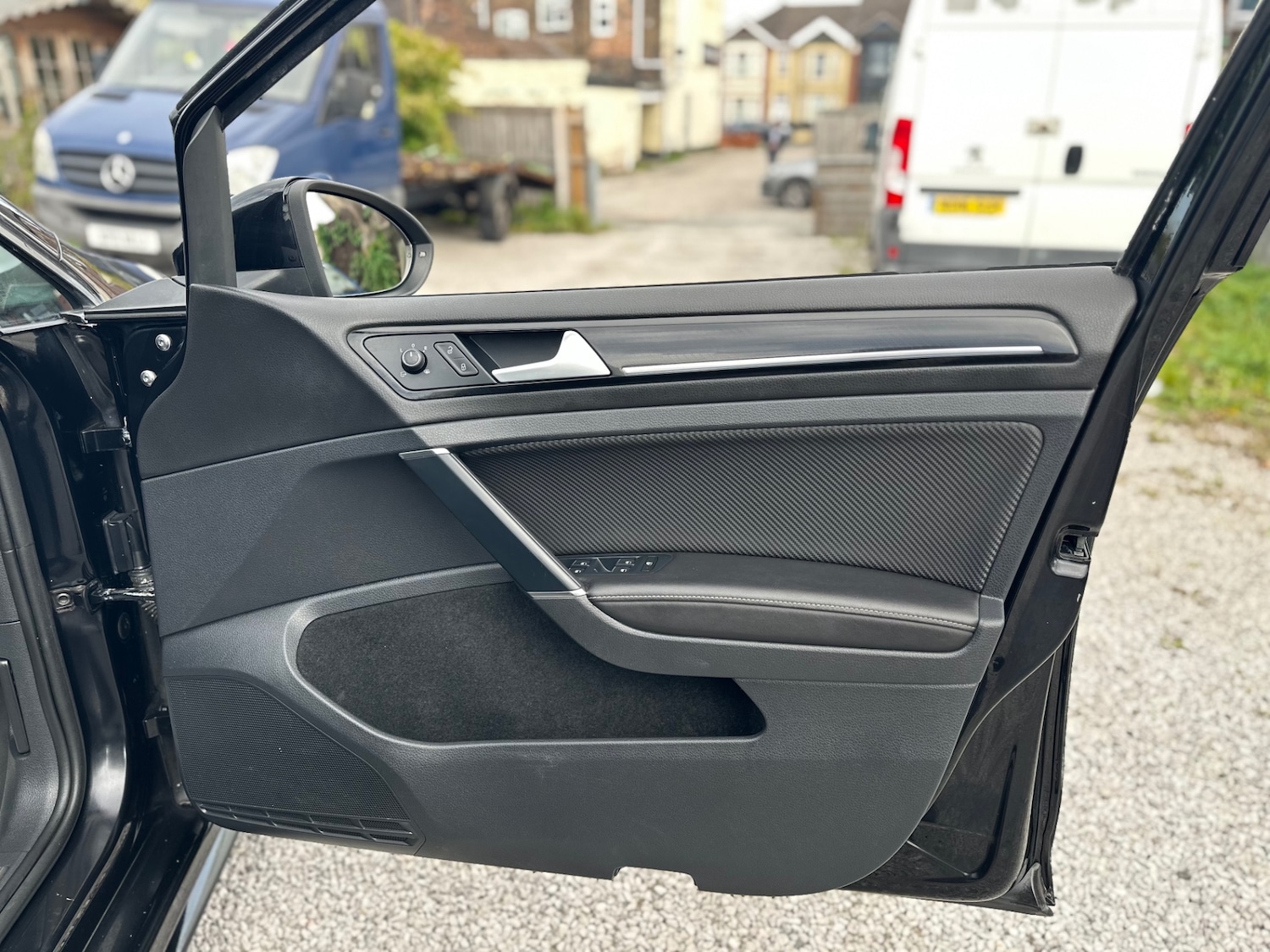 Used Volkswagen Golf 2017 for sale - 76017030: Photo 55