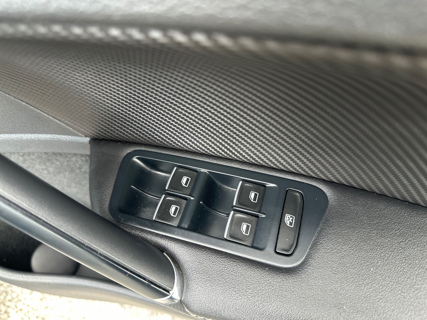 Used Volkswagen Golf 2017 for sale - 76017030: Photo 58