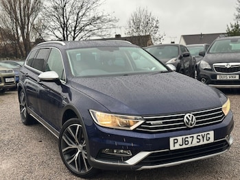 Used Volkswagen Passat 2017 for sale - 76803216: Photo