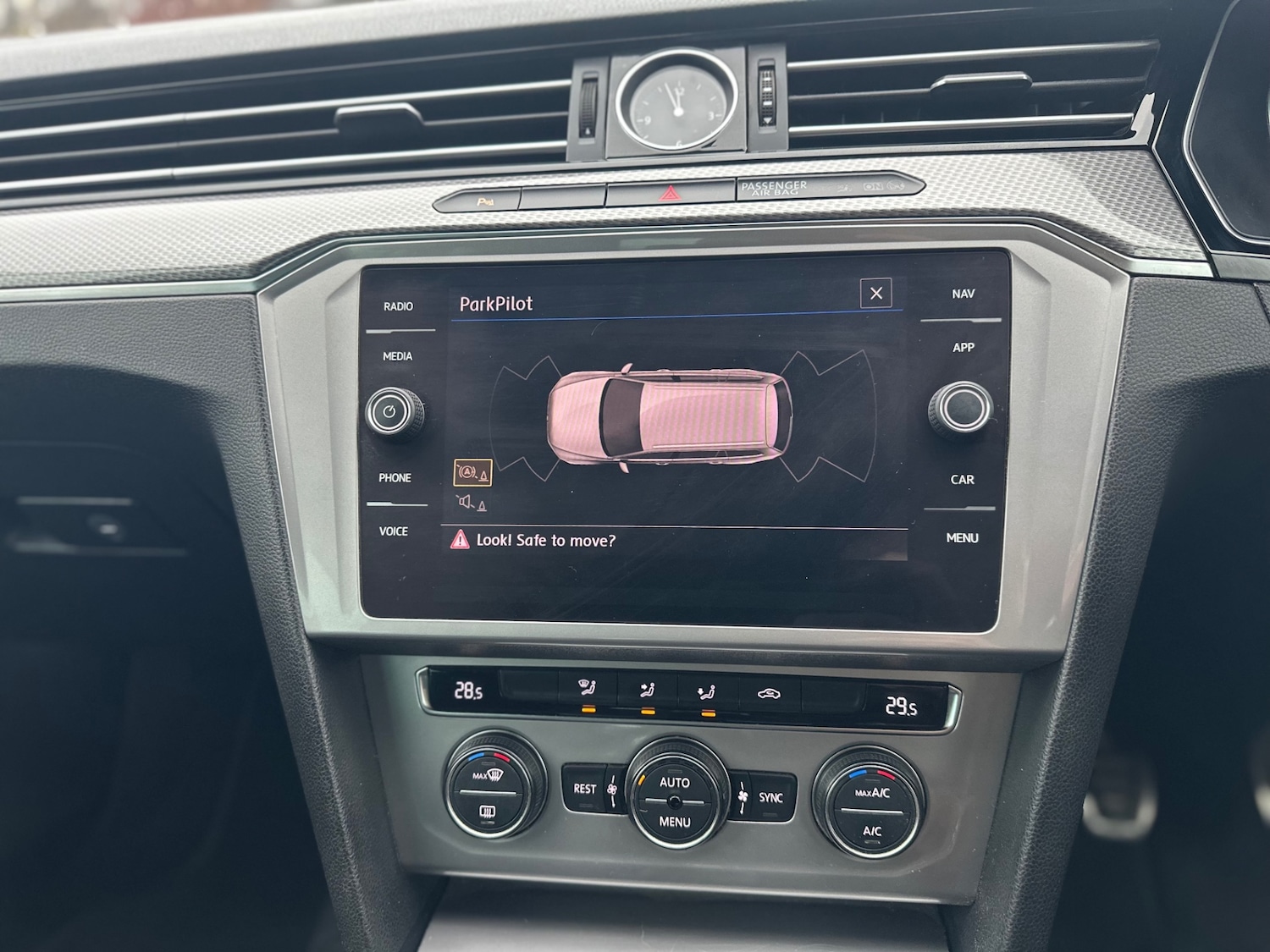 Used Volkswagen Passat 2017 for sale - 76803216: Photo 43