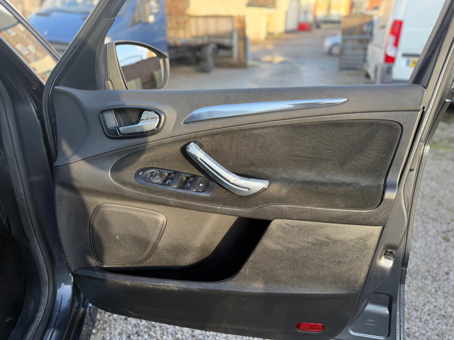 Used Ford S-Max 2008 for sale - 76932187: Photo 43