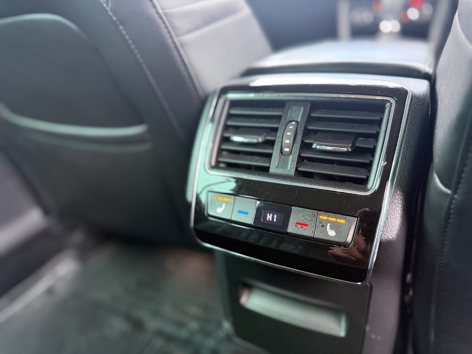 Used Skoda Superb 2018 for sale - 77563430: Photo 12