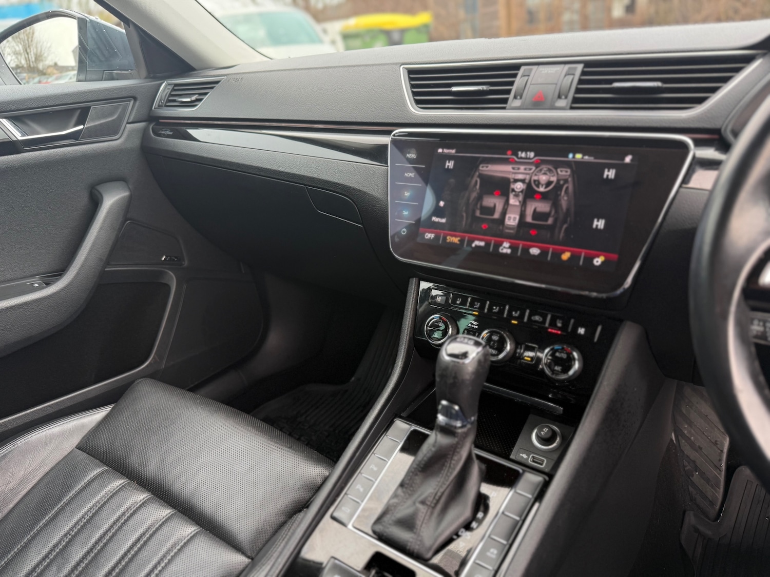 Used Skoda Superb 2018 for sale - 77563430: Photo 20