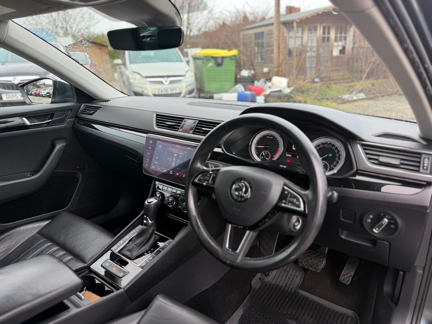 Used Skoda Superb 2018 for sale - 77563430: Photo 61