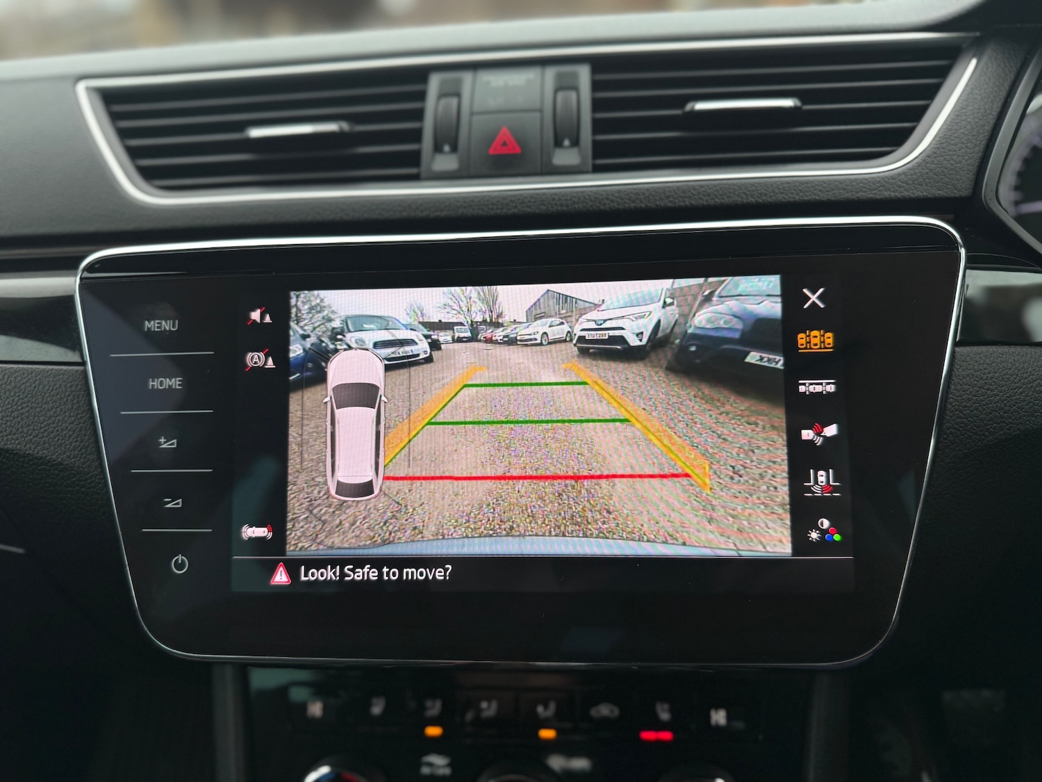 Used Skoda Superb 2018 for sale - 77563430: Photo 63