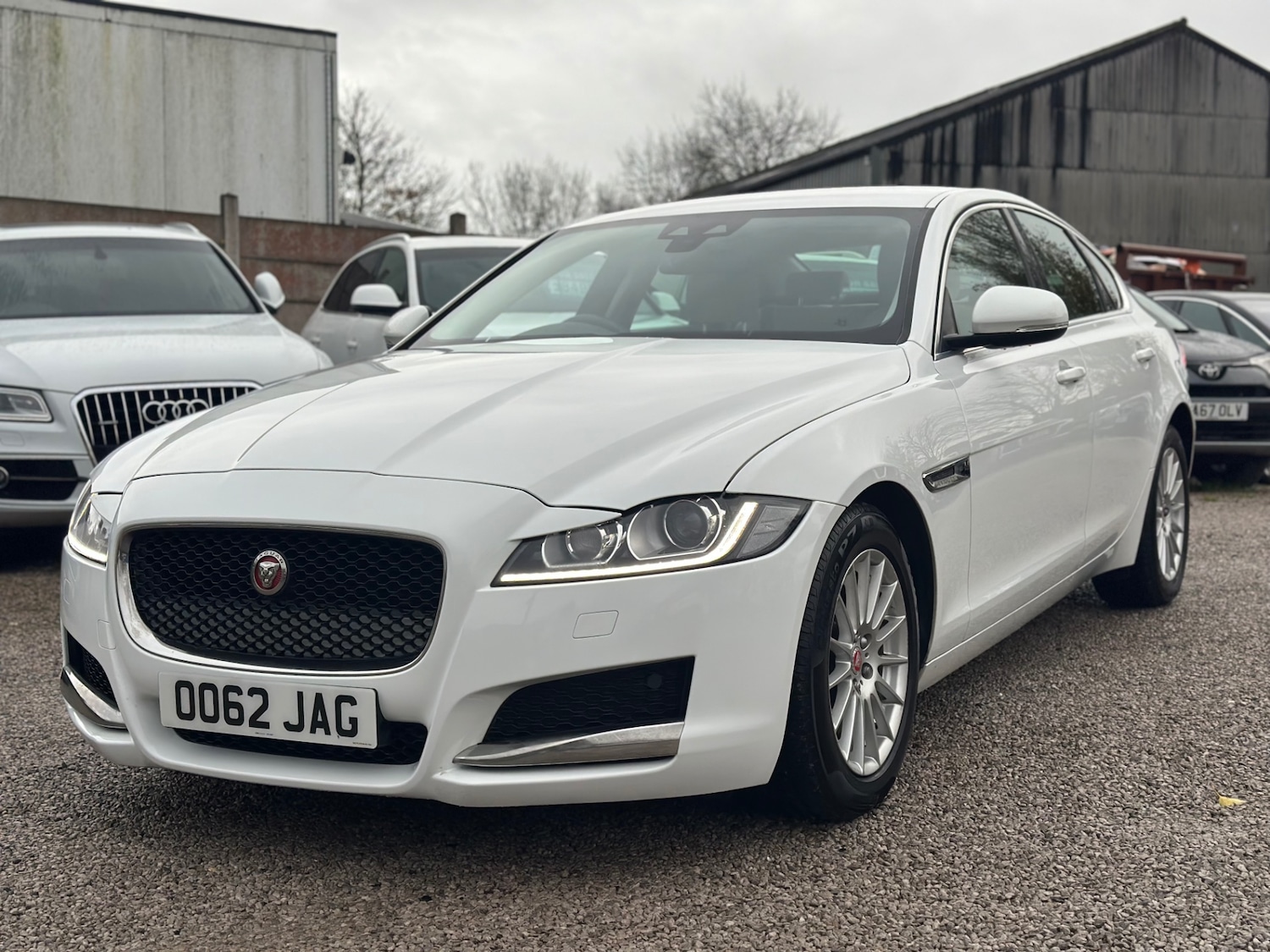 Used Jaguar XF 2016 for sale - 76533652: Photo 10