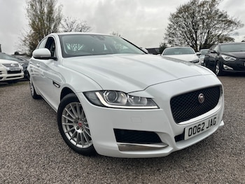 Used Jaguar XF 2016 for sale - 76533652: Photo