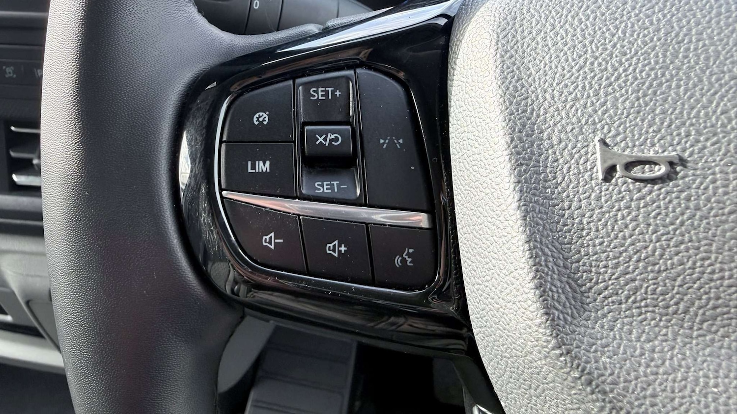 Used Ford Transit Custom 2024 for sale - 76329215: Photo 33