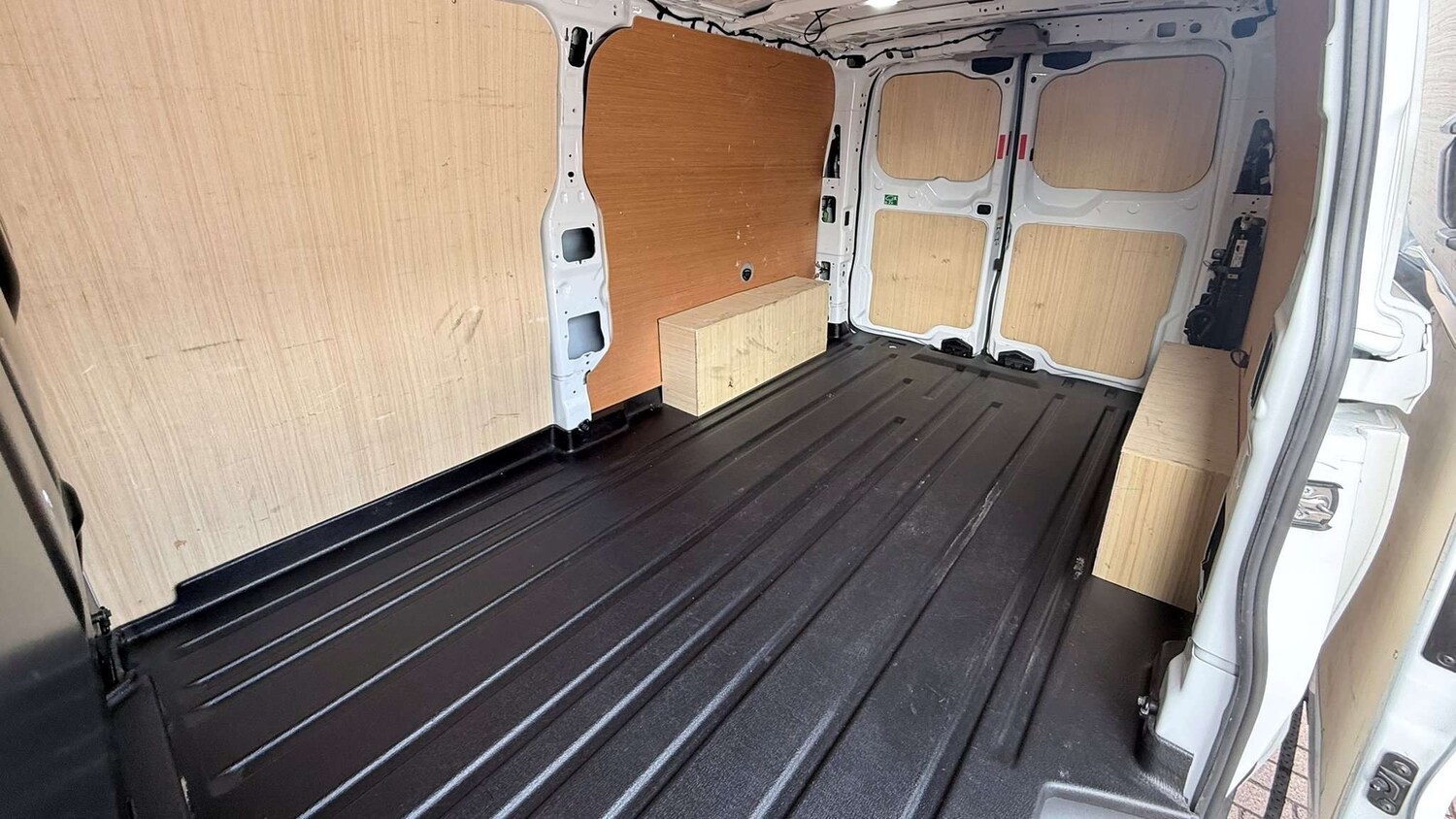 Used Ford Transit Custom 2024 for sale - 76329215: Photo 6