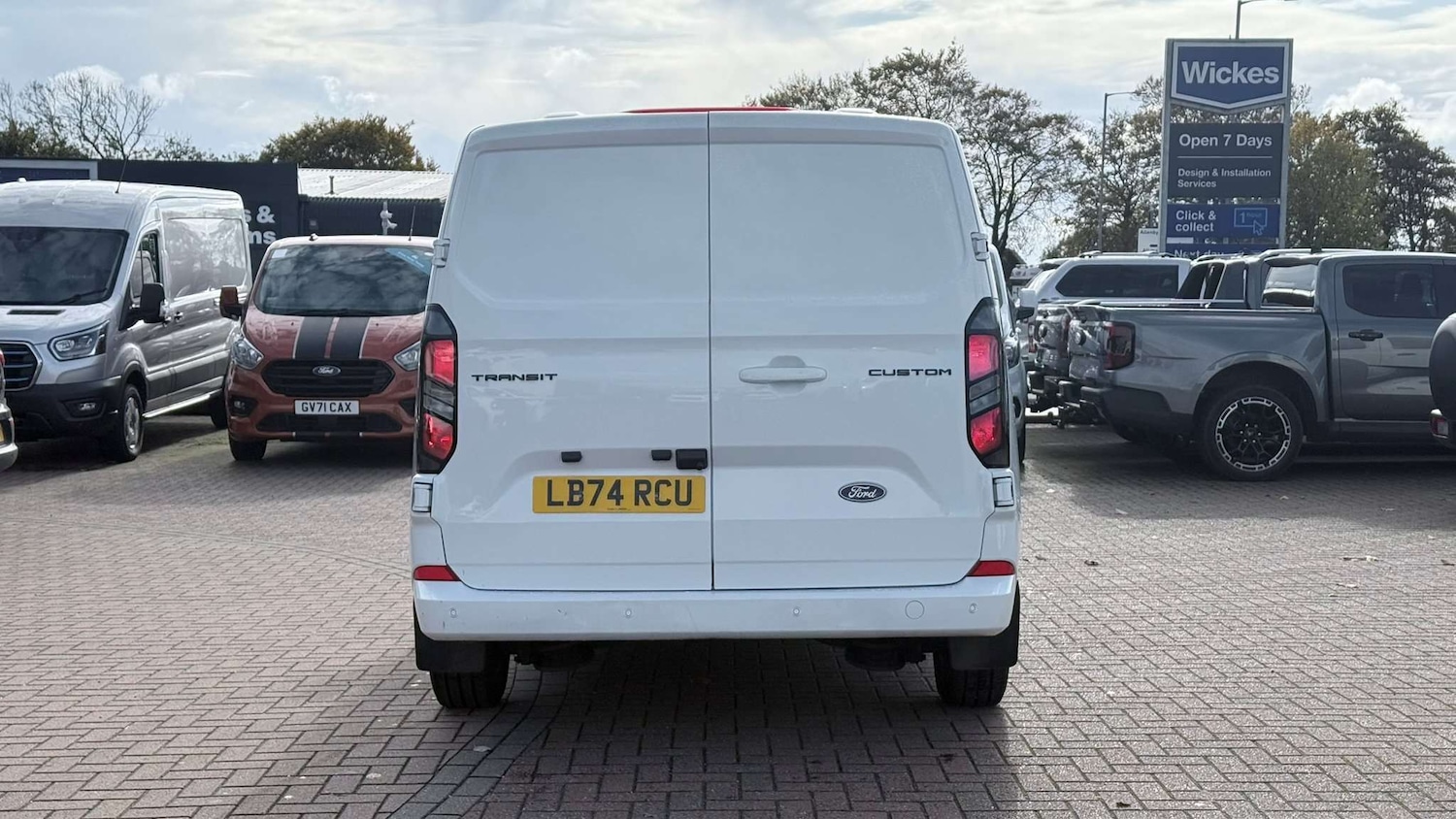 Used Ford Transit Custom 2024 for sale - 76329215: Photo 8