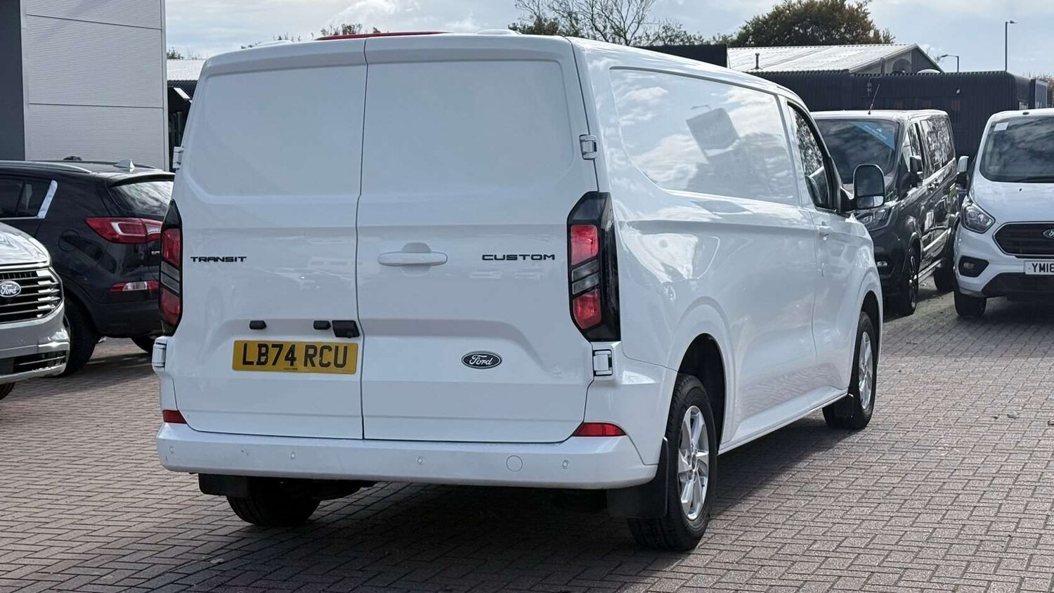 Used Ford Transit Custom 2024 for sale - 76329215: Photo 9