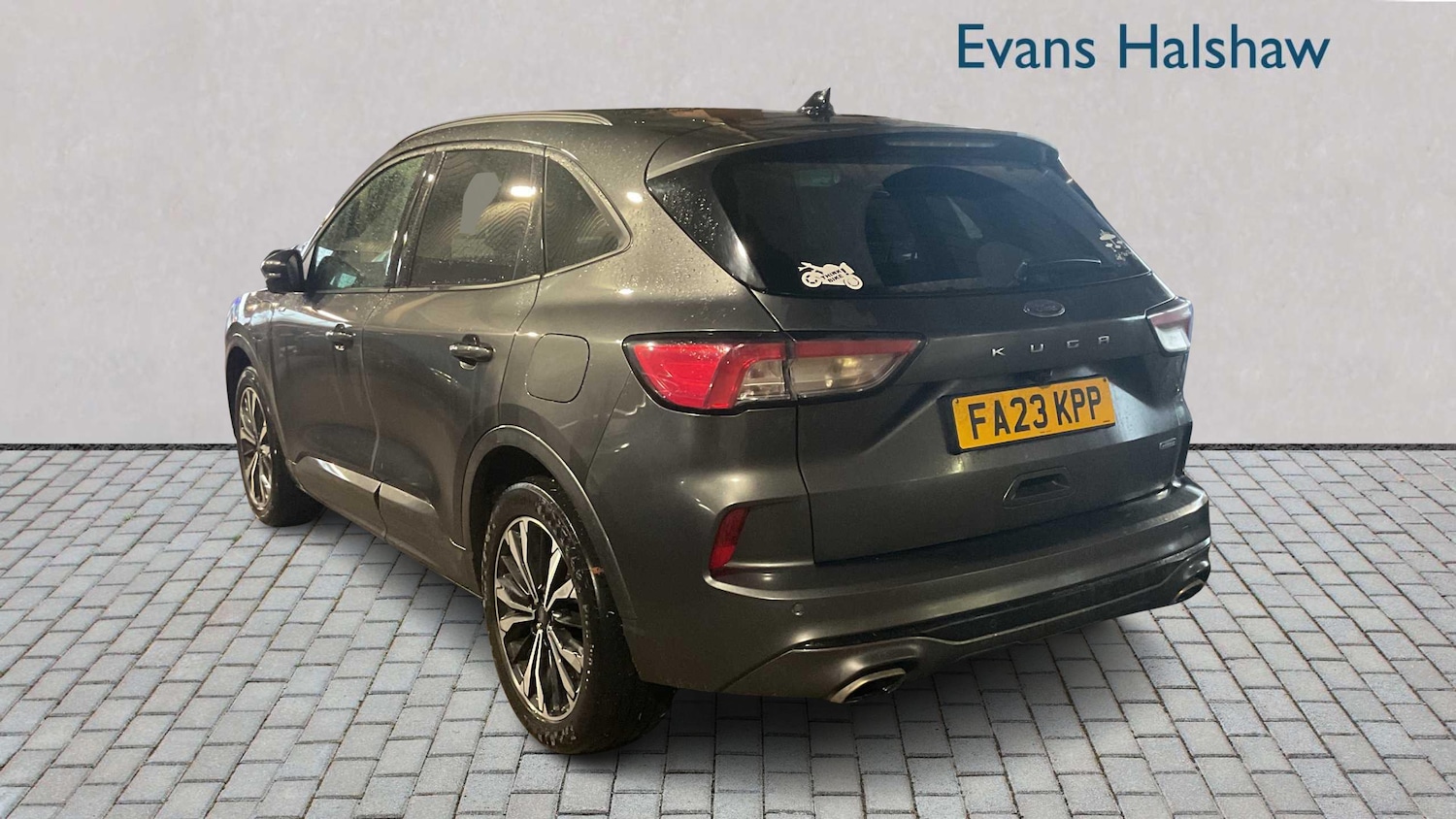 Used Ford Kuga 2023 for sale - 77316421: Photo 2