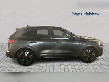 Used Ford Kuga 2023 for sale - 77316421: Photo