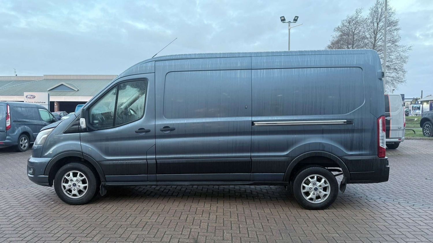 Used Ford Transit 2019 for sale - 77316516: Photo 4